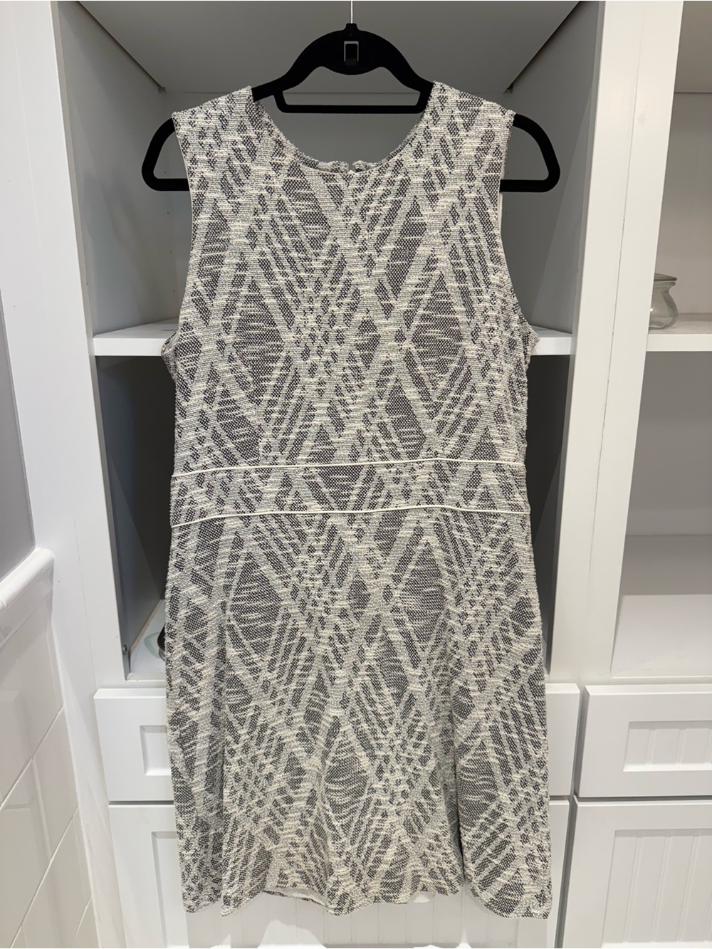 Ann Taylor Cream & Gray Textured Sleeveless Knit Mini Dress